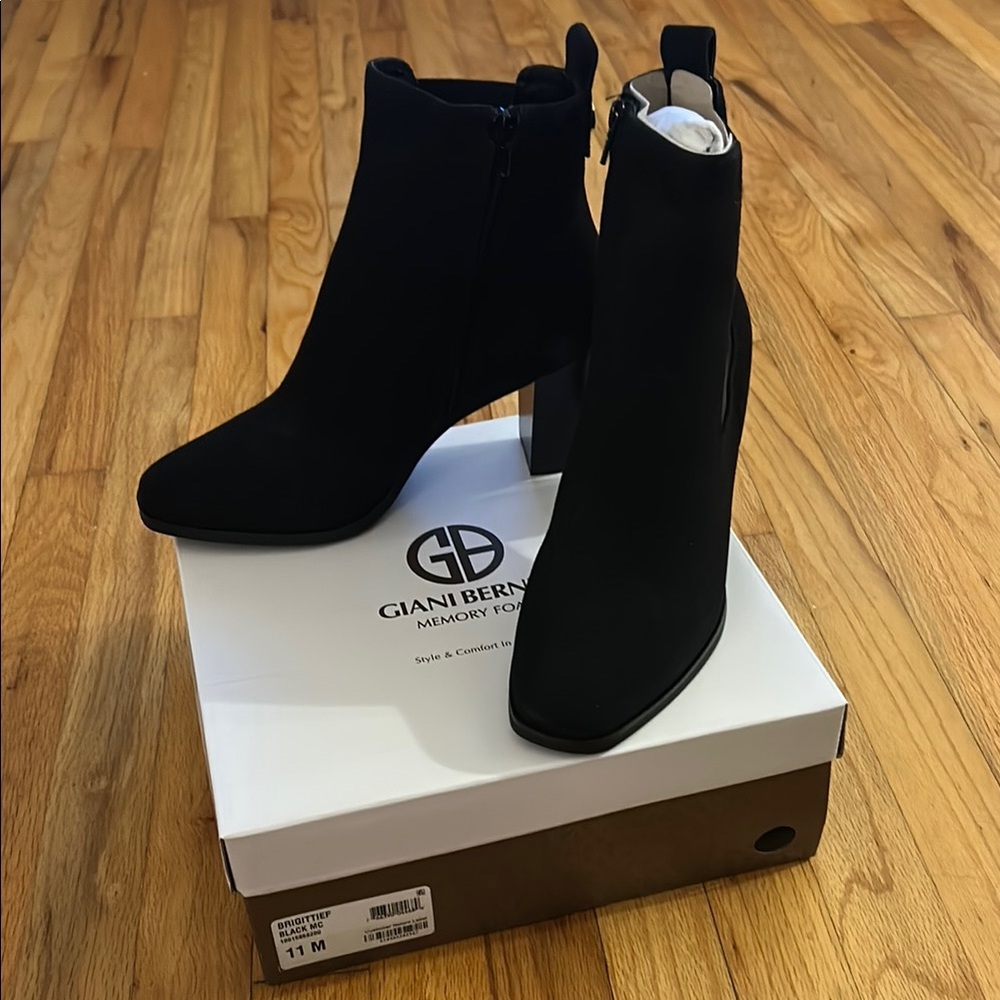 Giani Bernini Black Heeled Boots